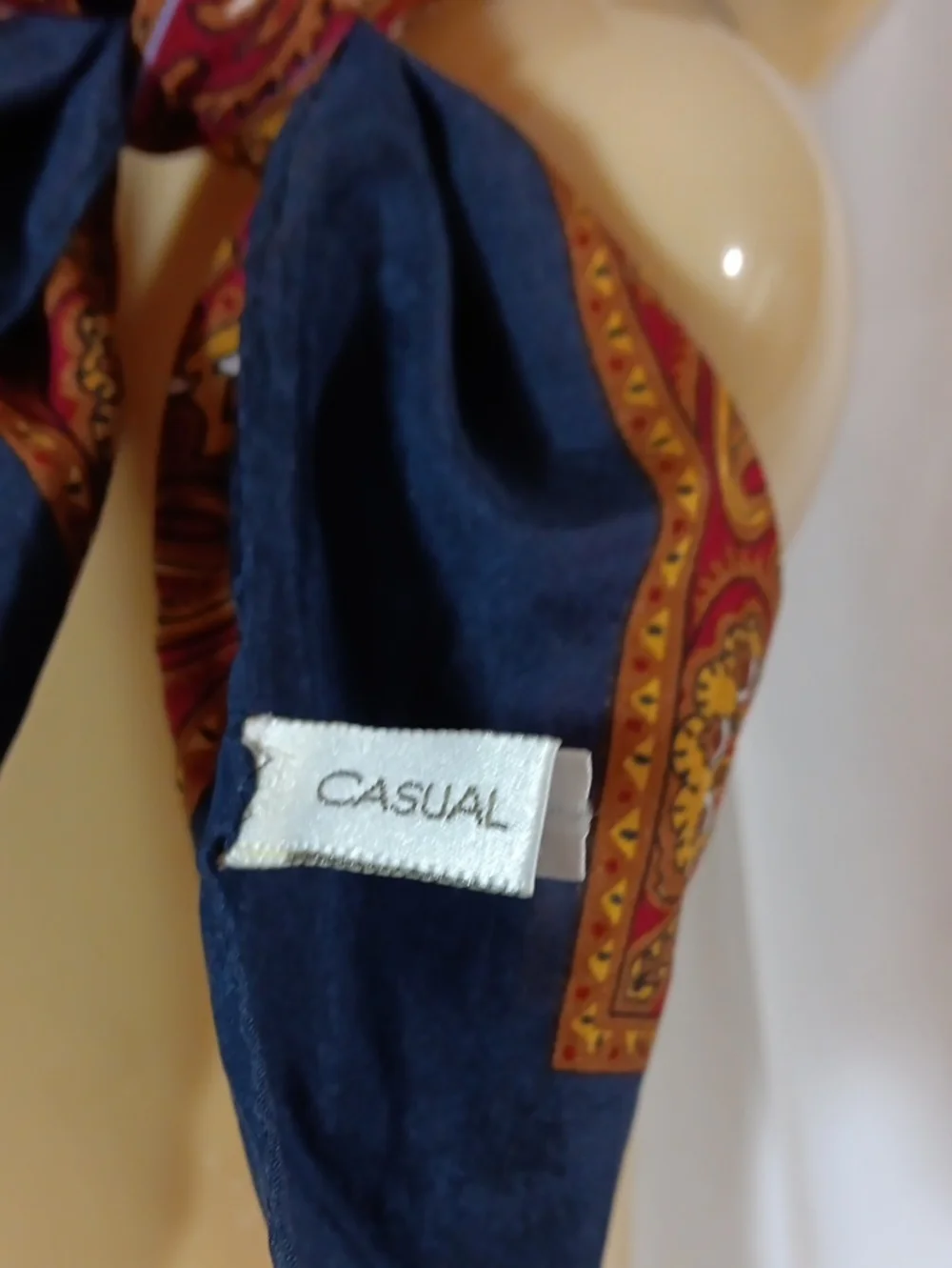 Vintage Casual Corner Womens Silk Scarf Navy Blue Paisley Korea Classic